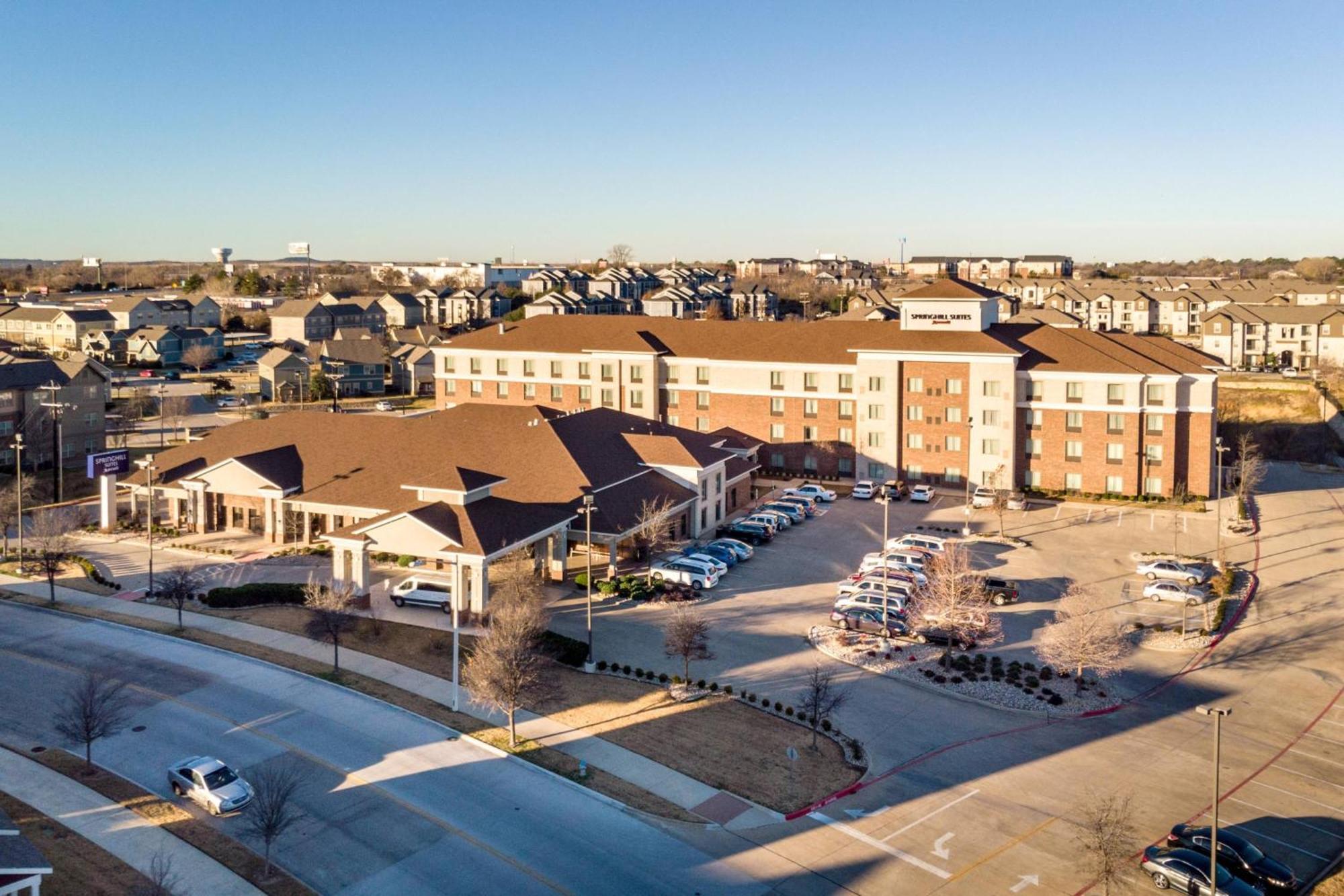 Springhill Suites By Marriott Denton Eksteriør bilde
