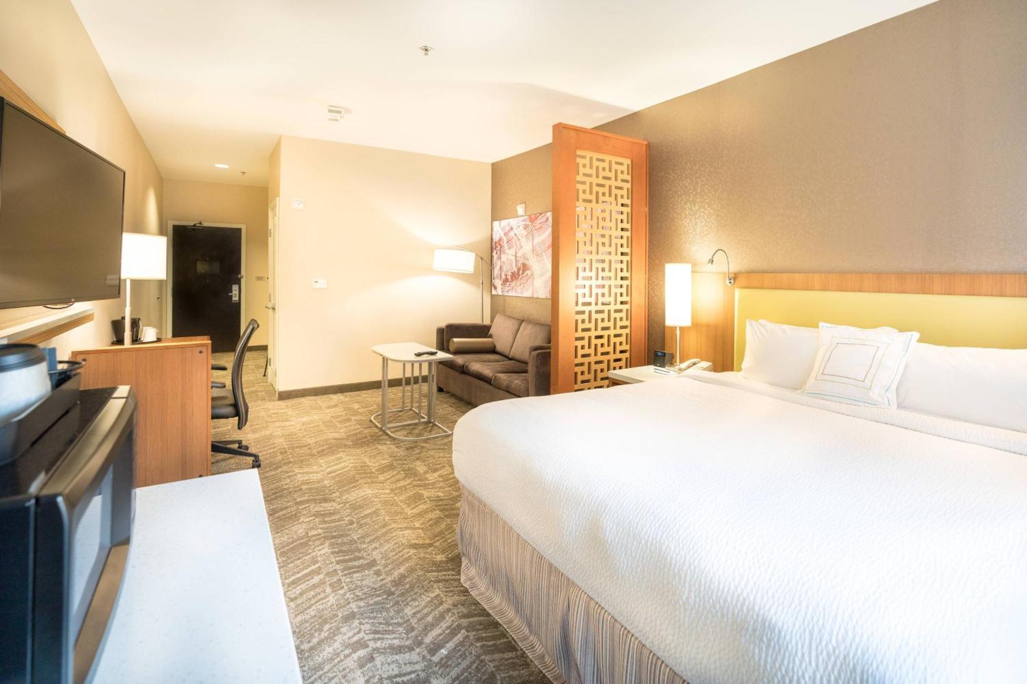Springhill Suites By Marriott Denton Eksteriør bilde