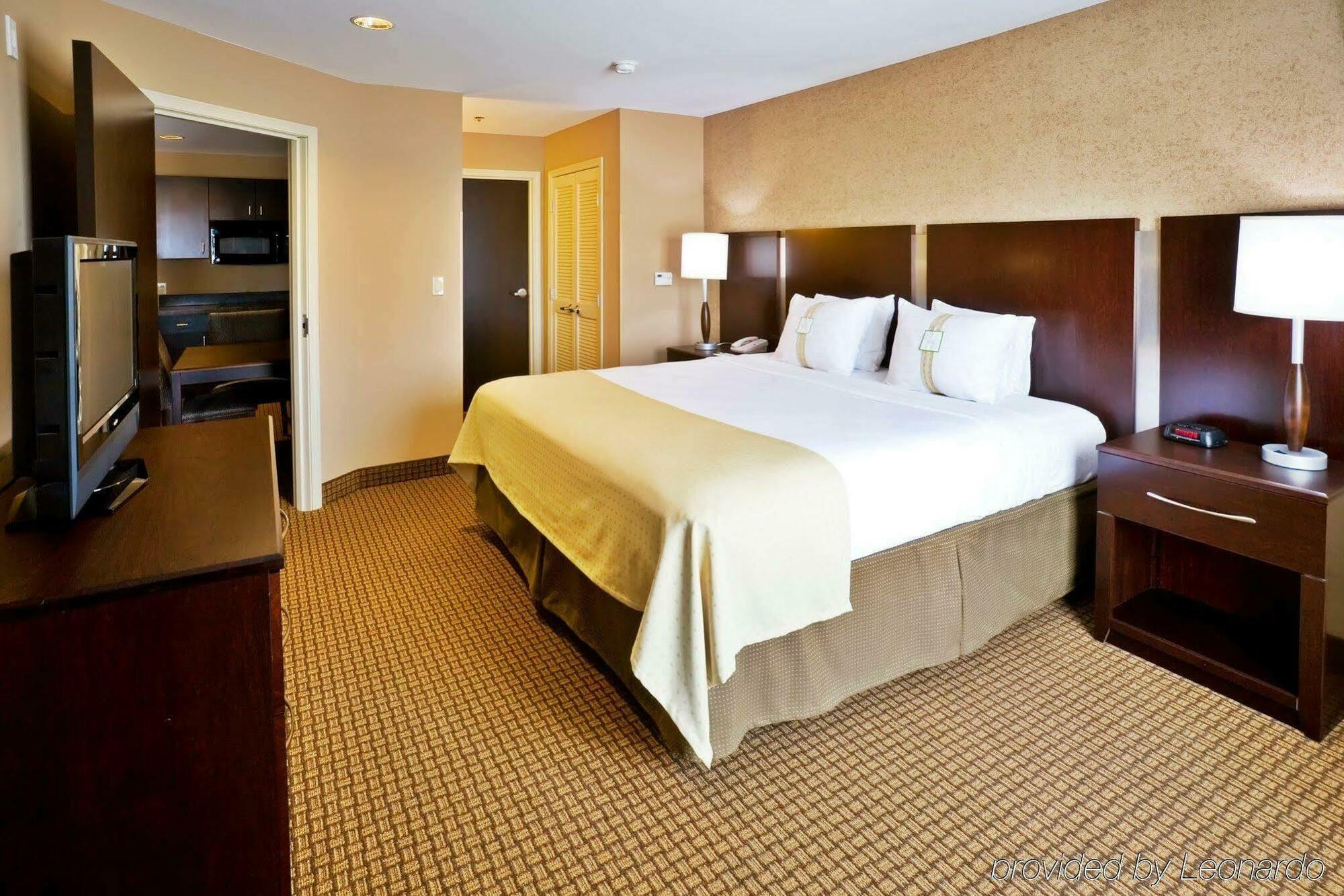 Springhill Suites By Marriott Denton Eksteriør bilde